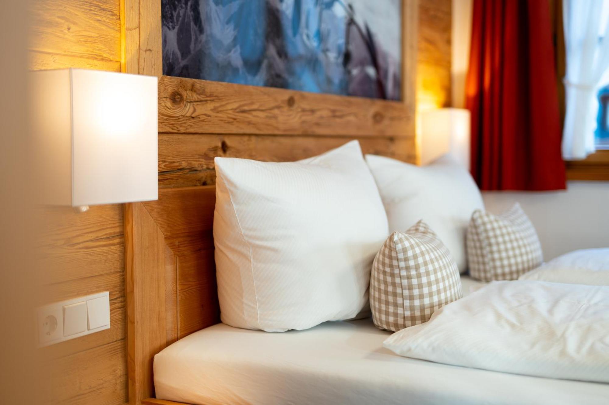 Double Room Mountain View